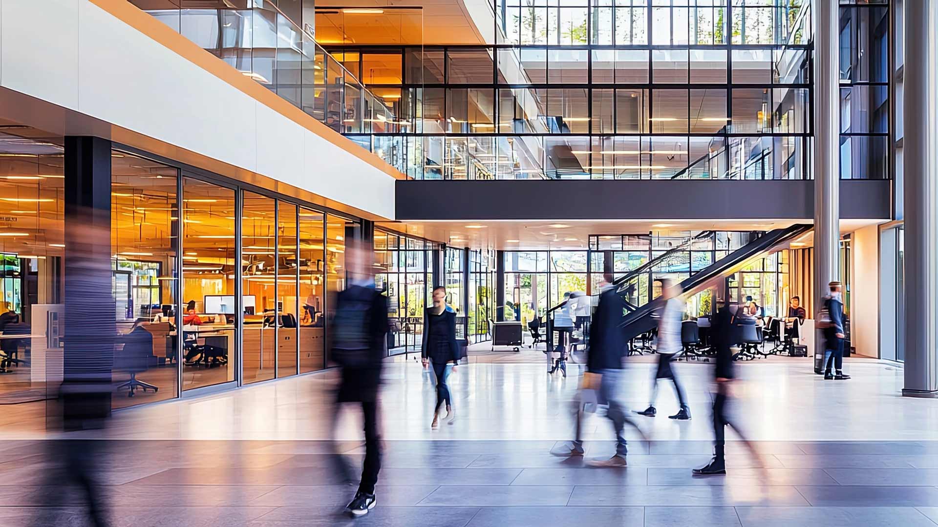 Busy_Modern_Office_Web